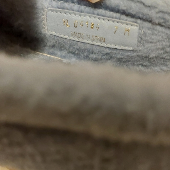 Stuart Weizmann Bromley lamb fur loafers size 7M - Picture 5 of 8